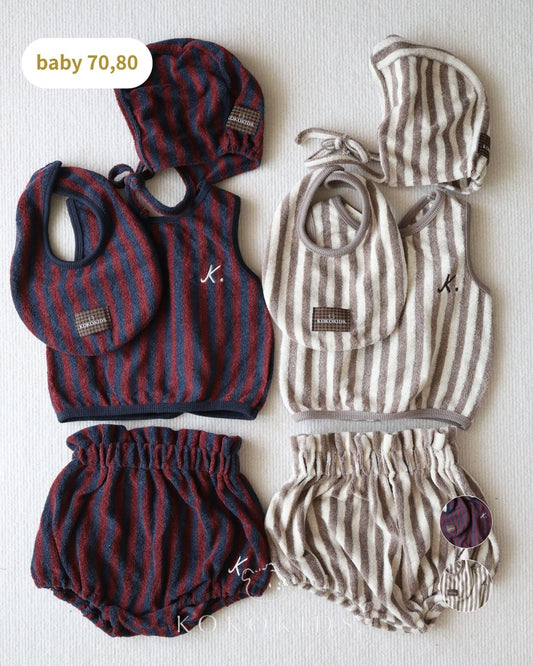26 back cross baby set up / bib / bonnet