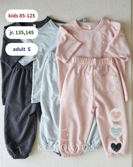 petit flower tops / jogger pants