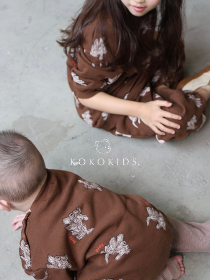 puppy baby rompers / puppy bonnet