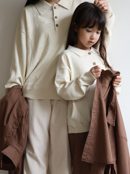 clover collar knit tops