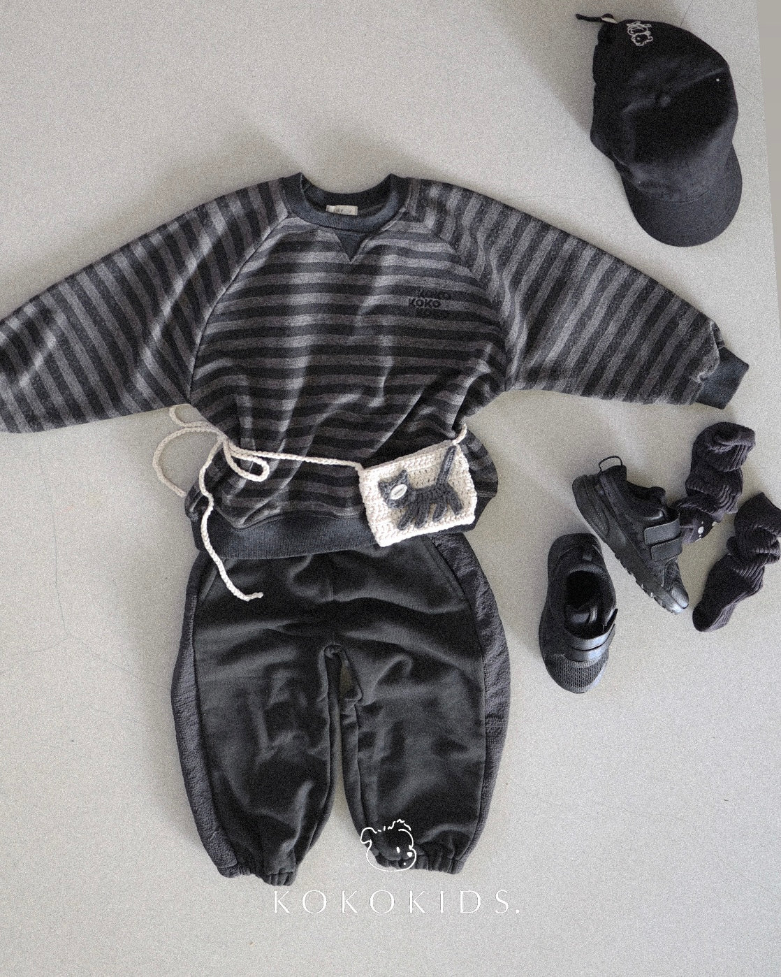 side check jogger pants