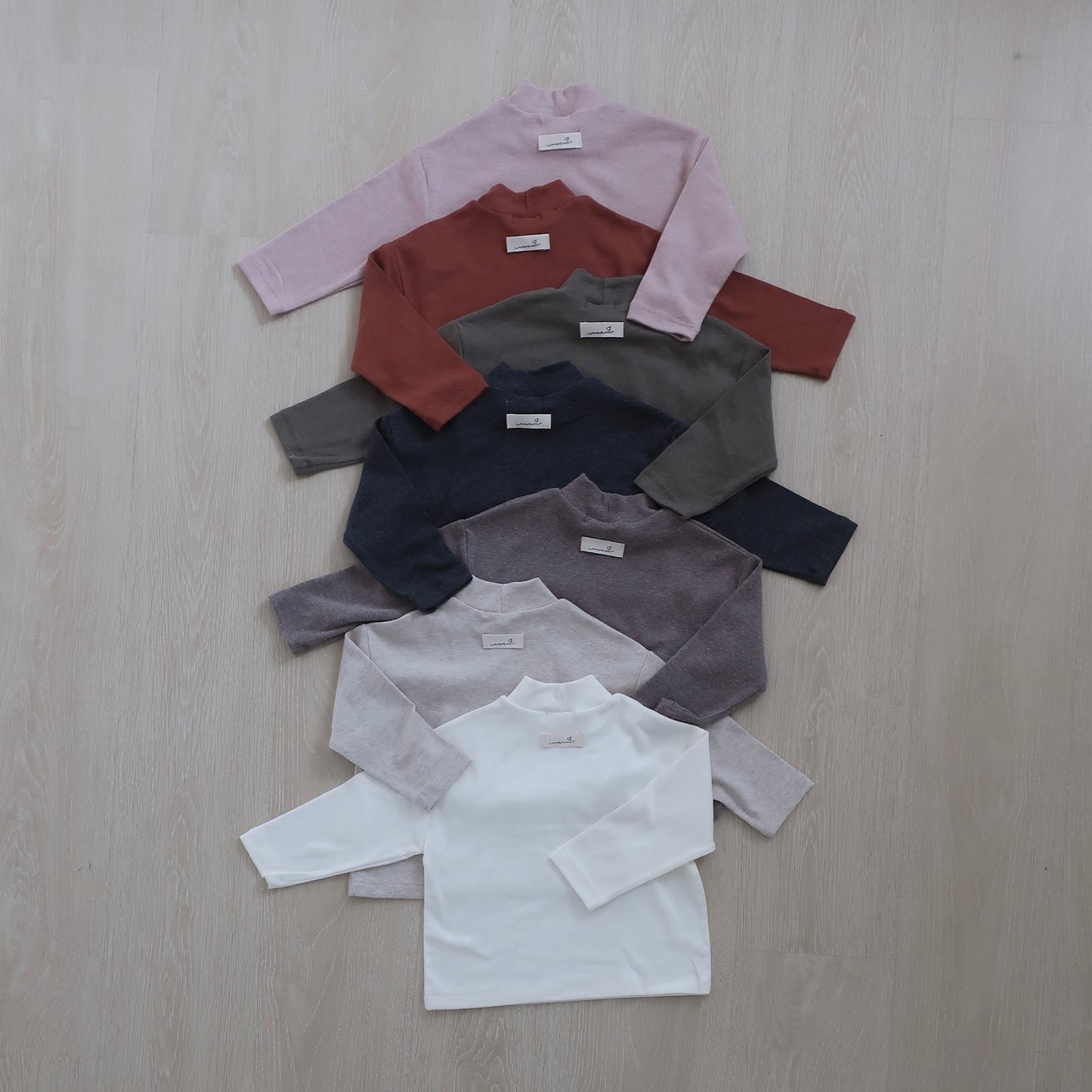 marshmallow middle neck tops / kids,Jr