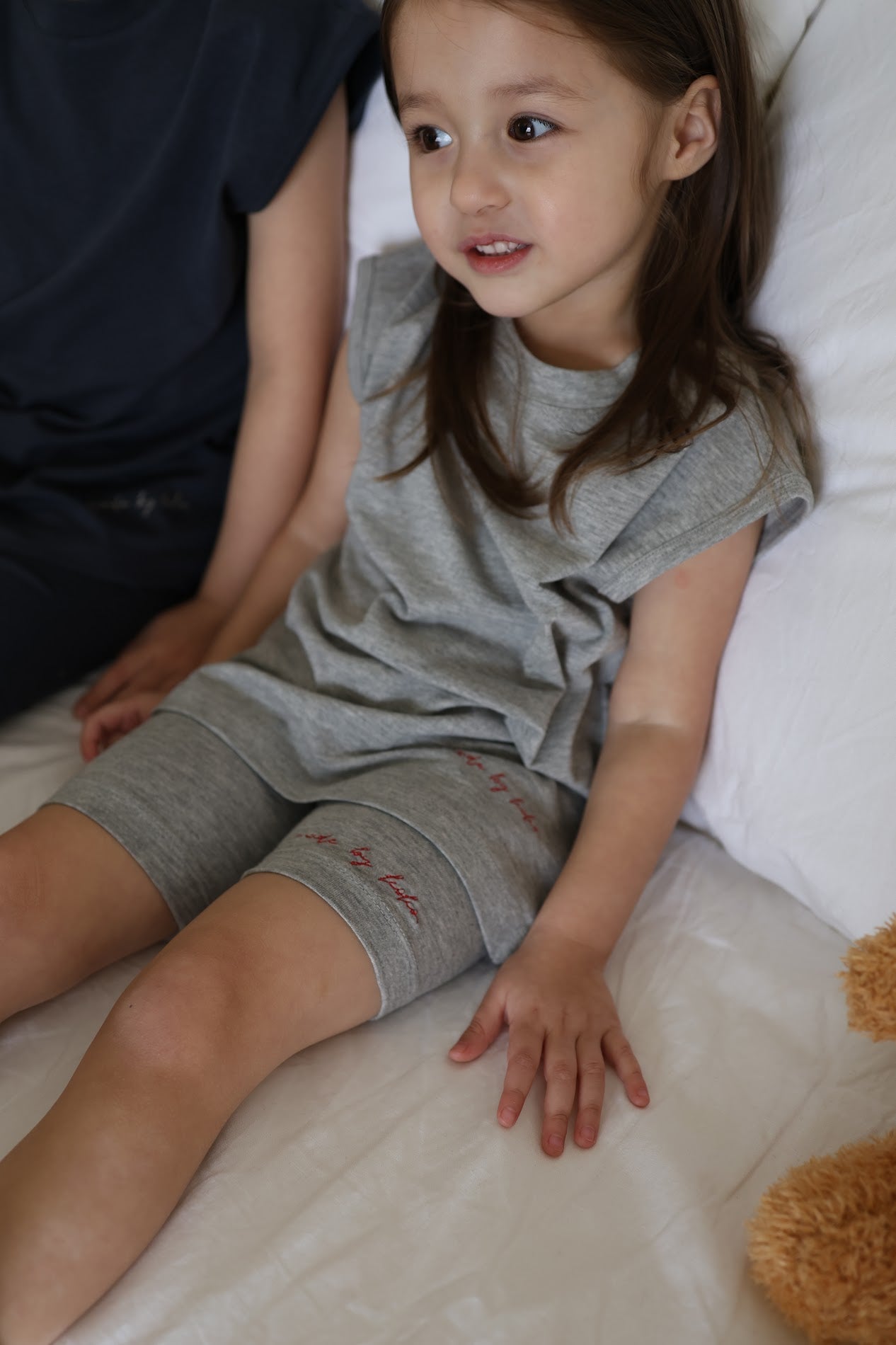 silky half nosleeve T