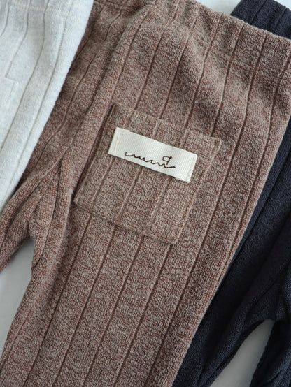 snowflake pocket leggings