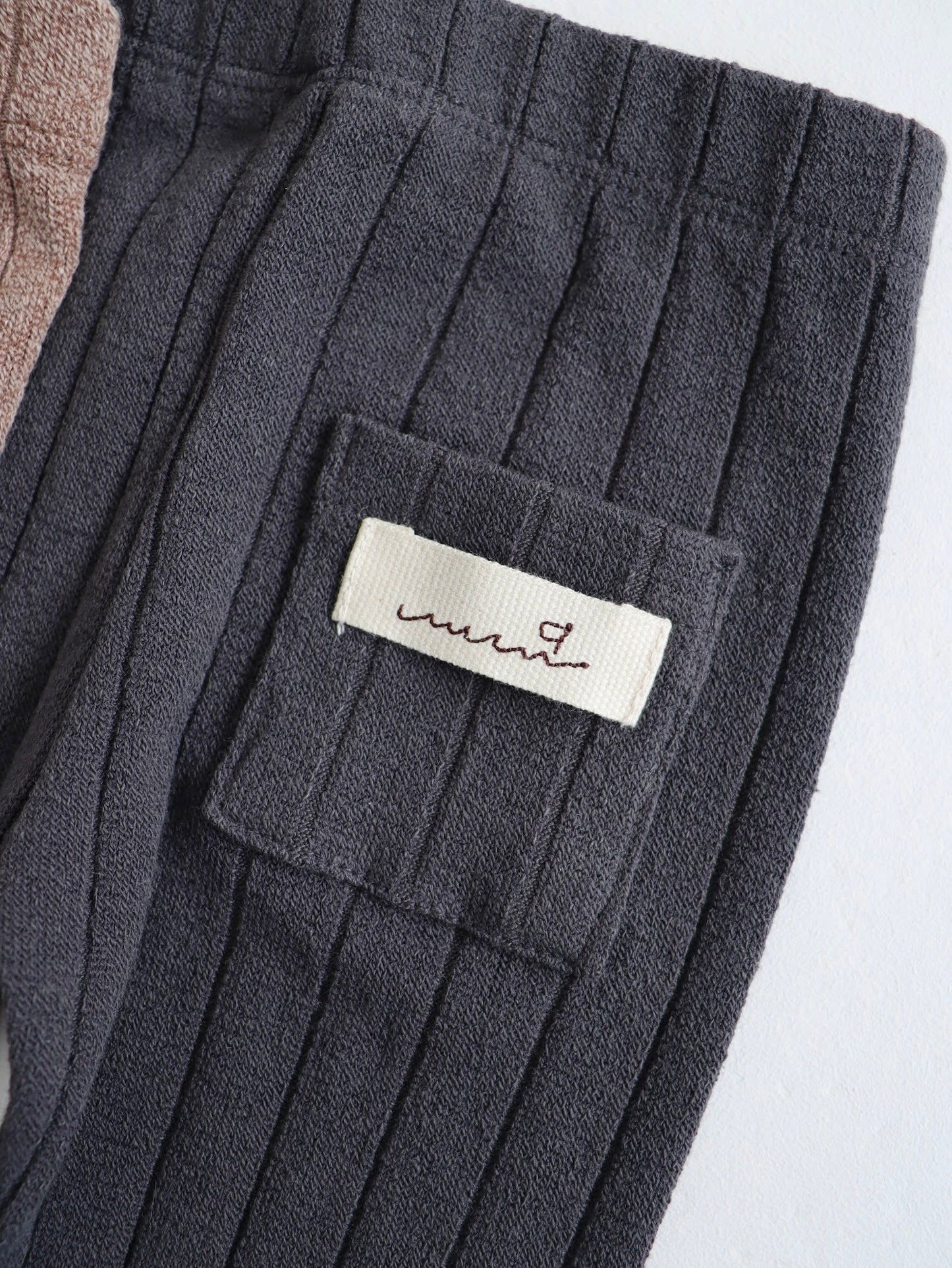 snowflake pocket leggings