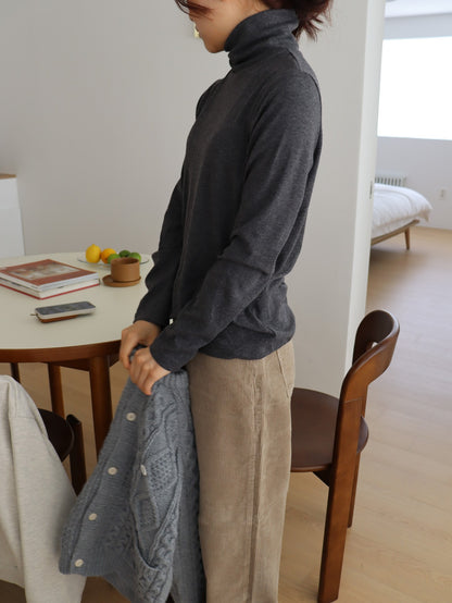 marshmallow middle neck tops