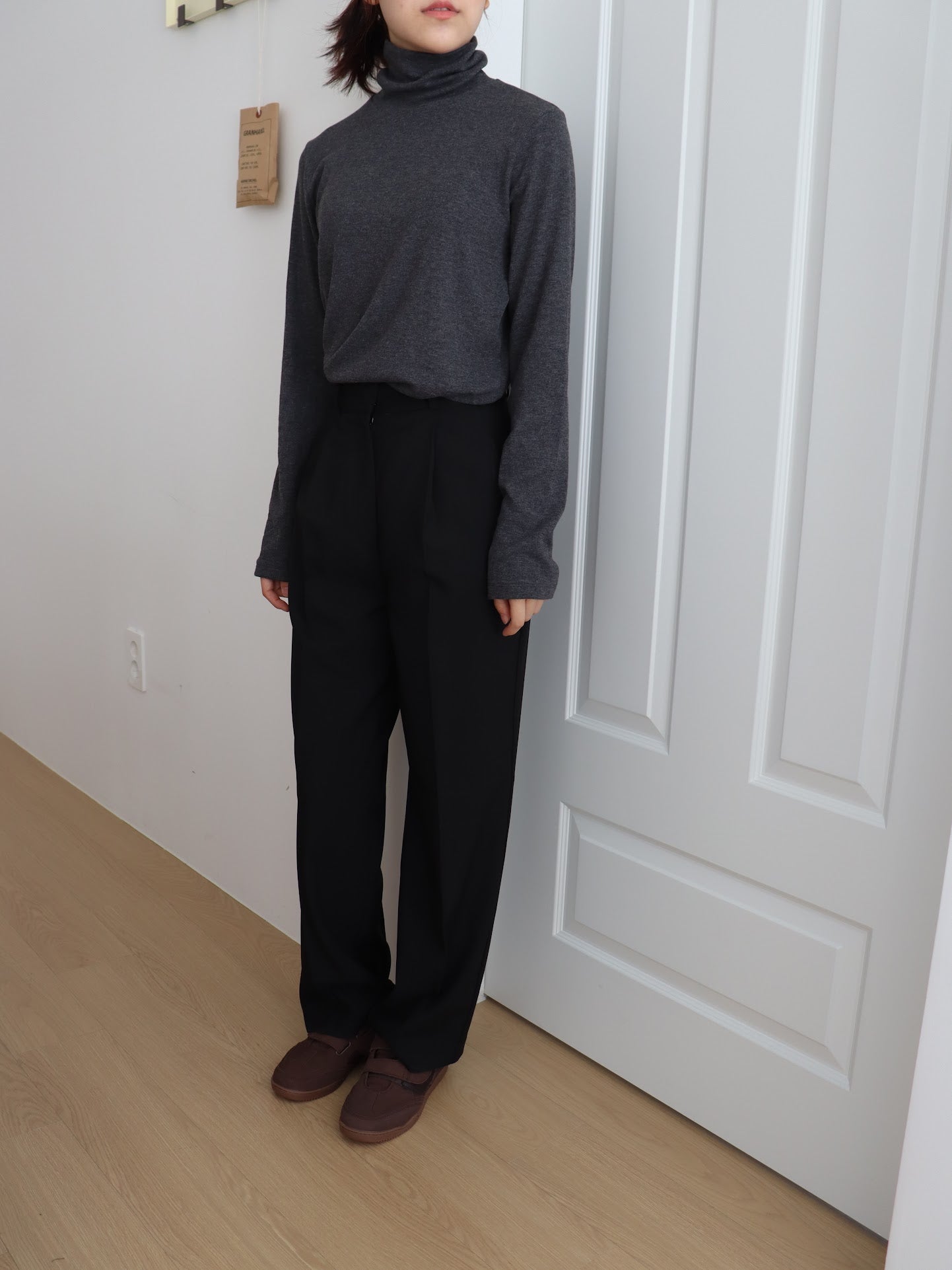 marshmallow middle neck tops