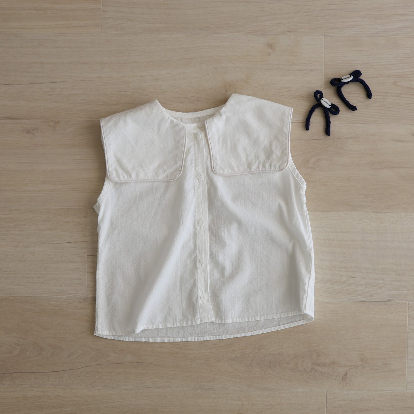 sailor nosleeve blouse
