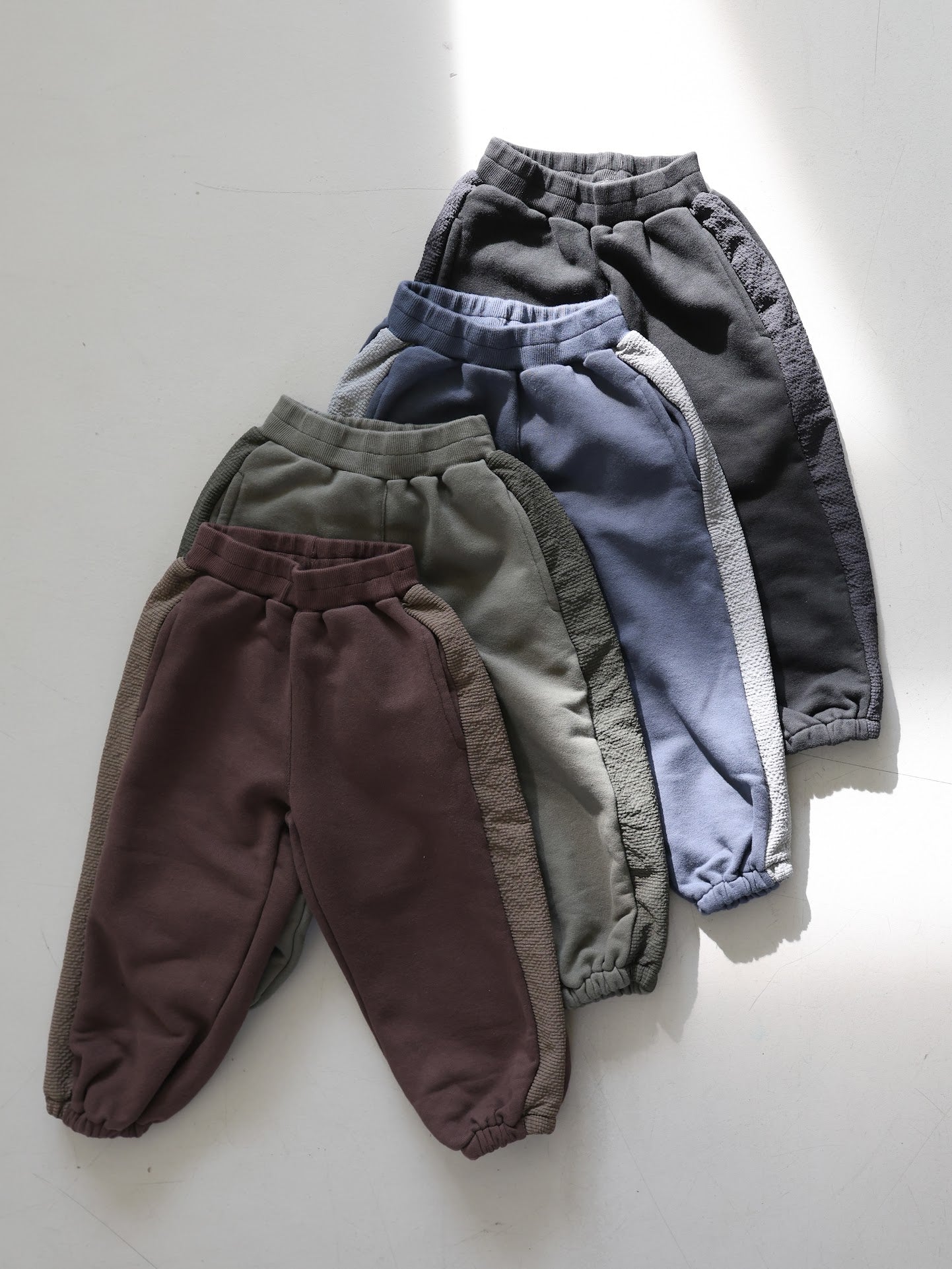 side check jogger pants