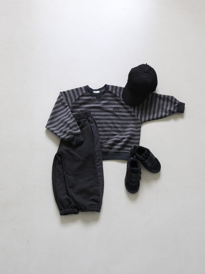 side check jogger pants