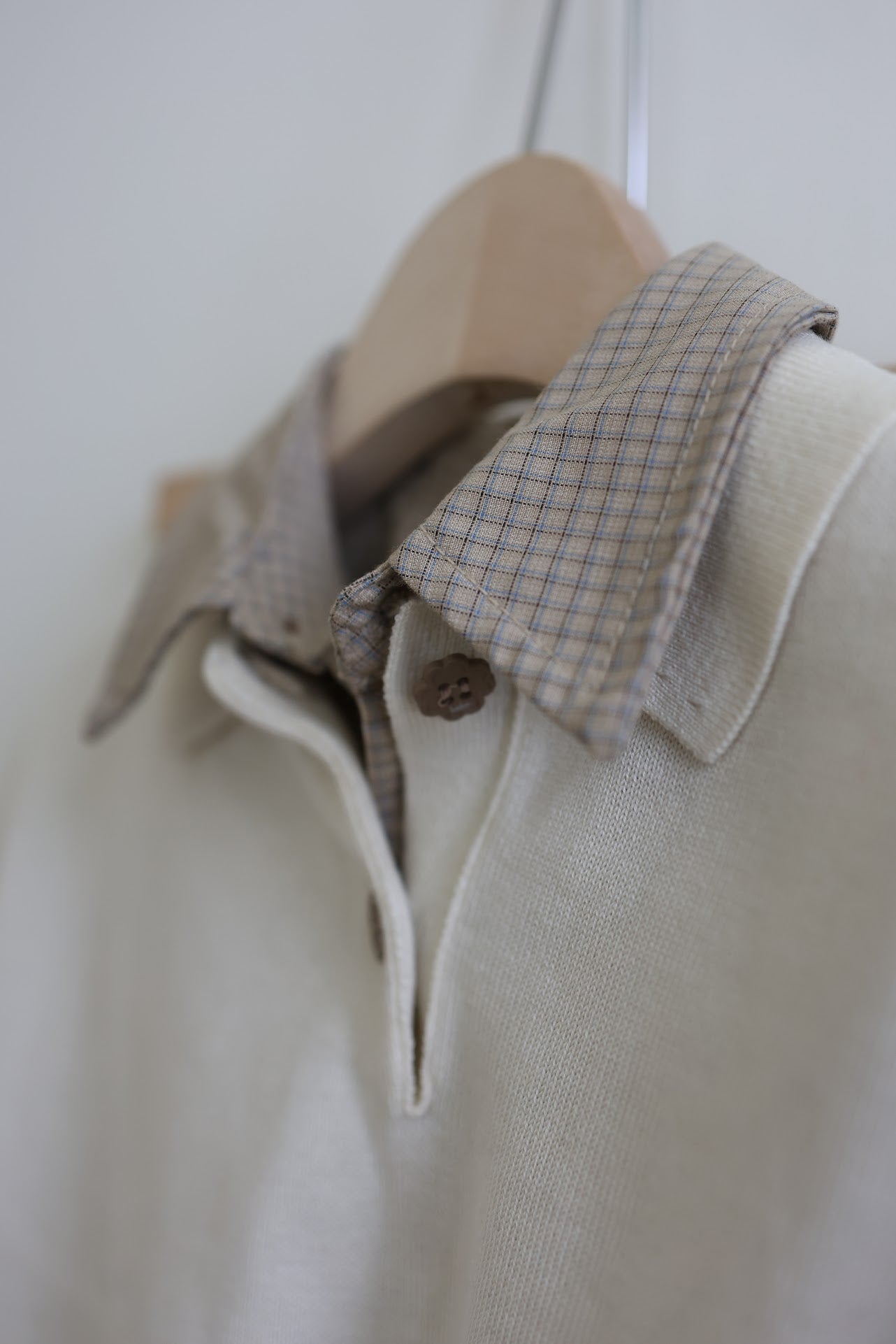 clover collar knit tops