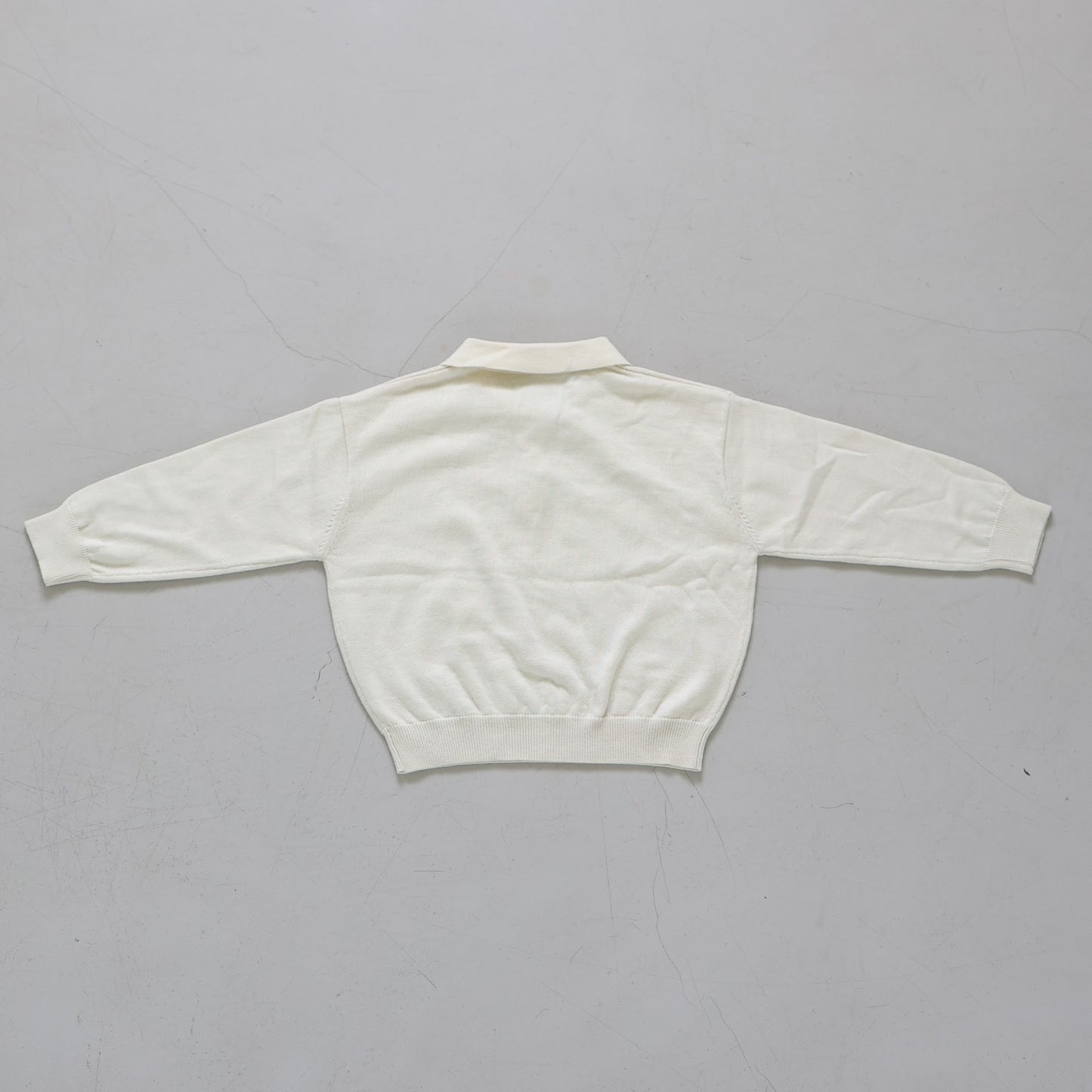 clover collar knit tops