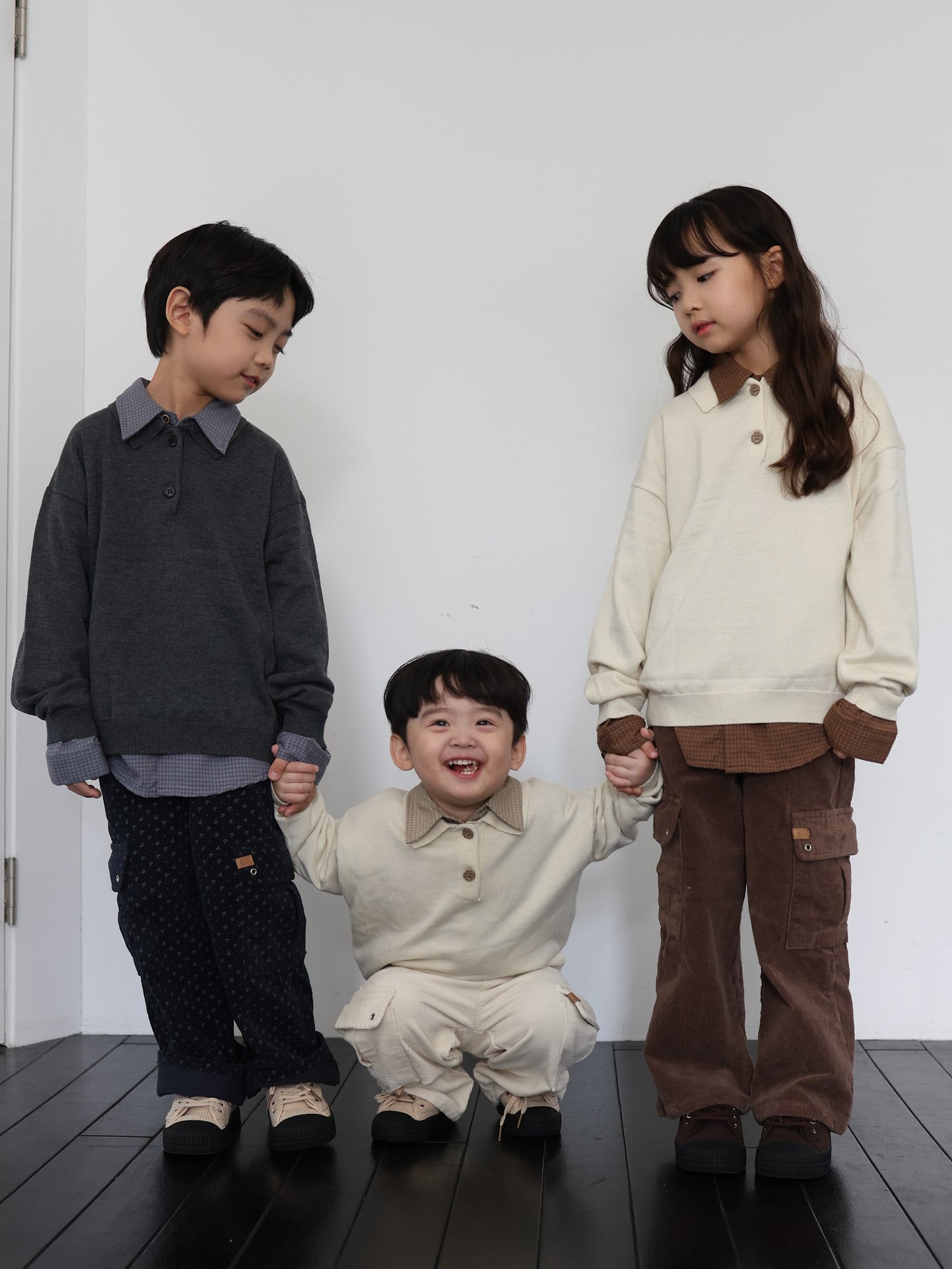 clover collar knit tops