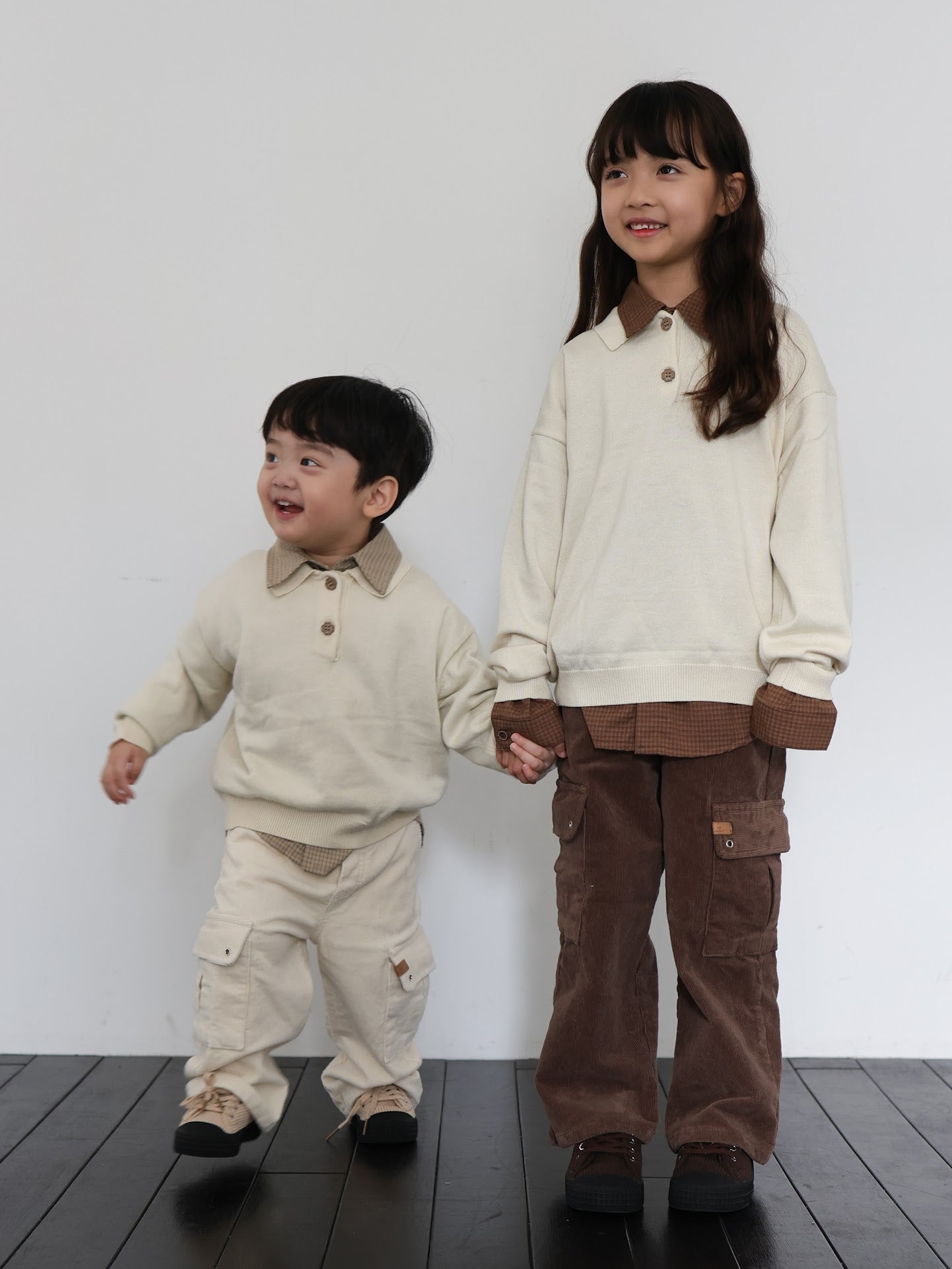 clover collar knit tops