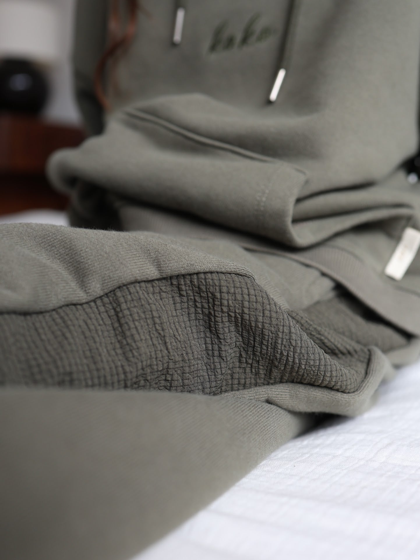 side check jogger pants