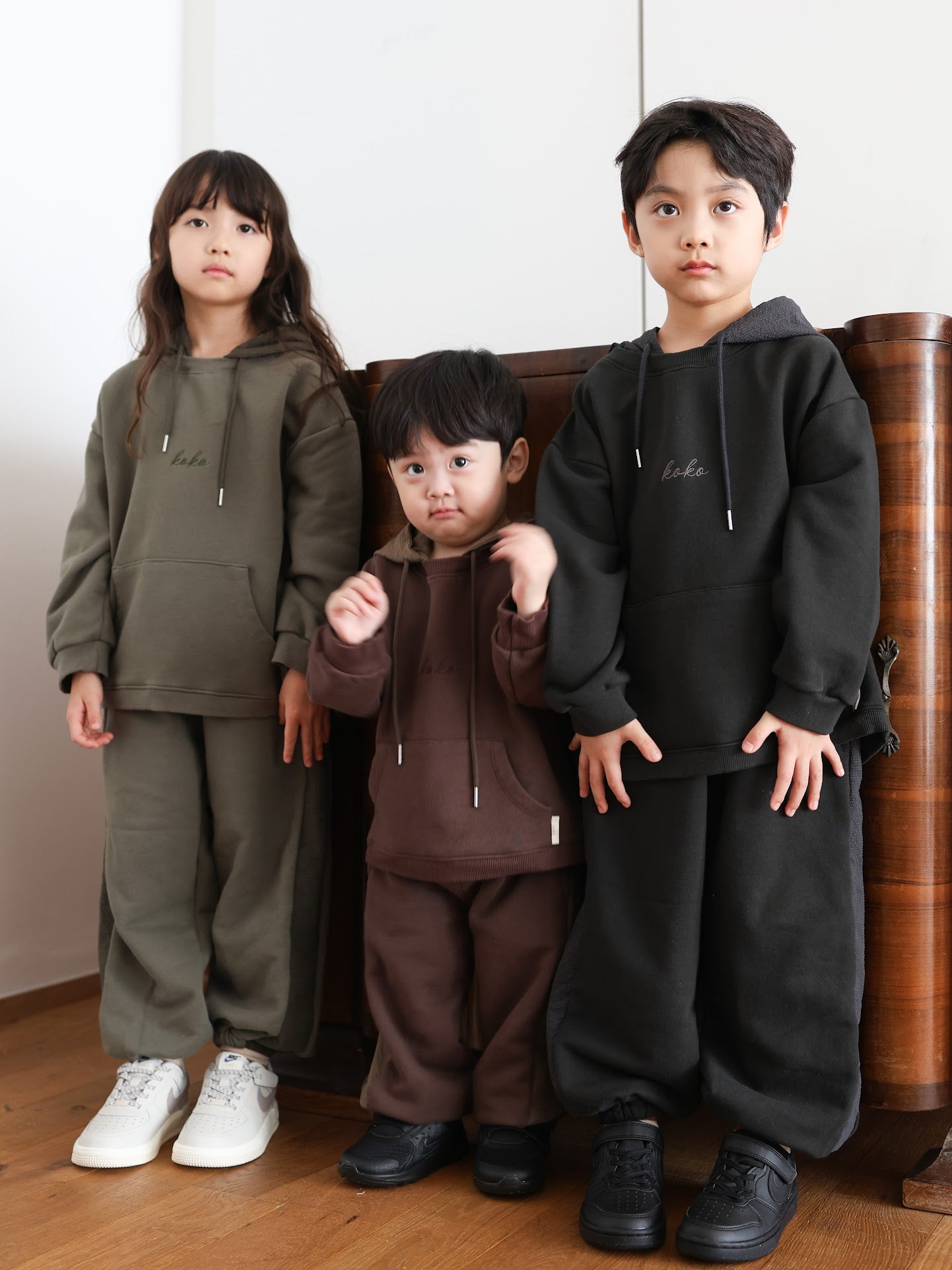 side check jogger pants