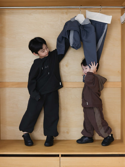 side check jogger pants