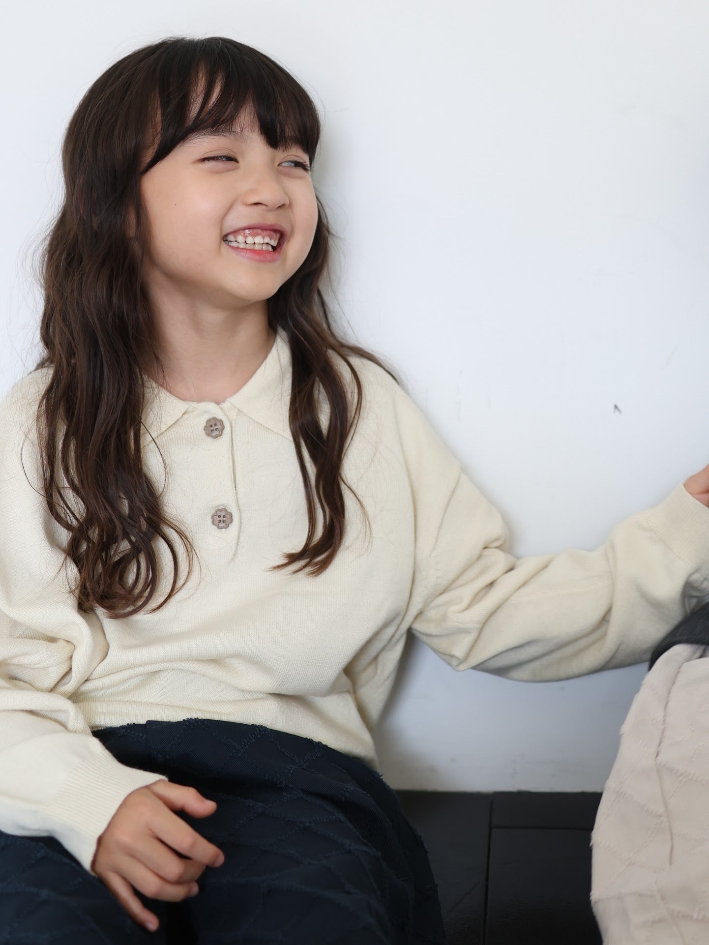 clover collar knit tops