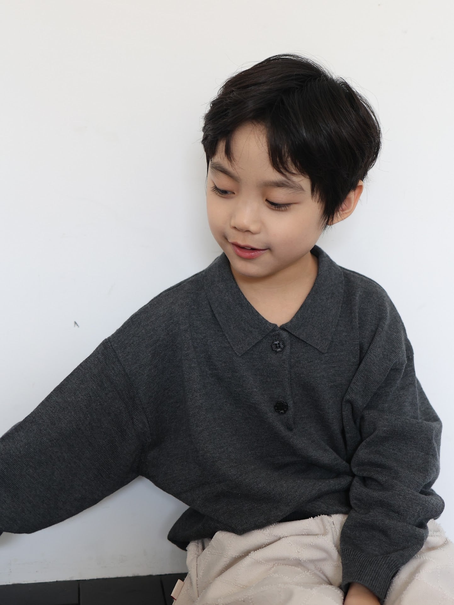 clover collar knit tops