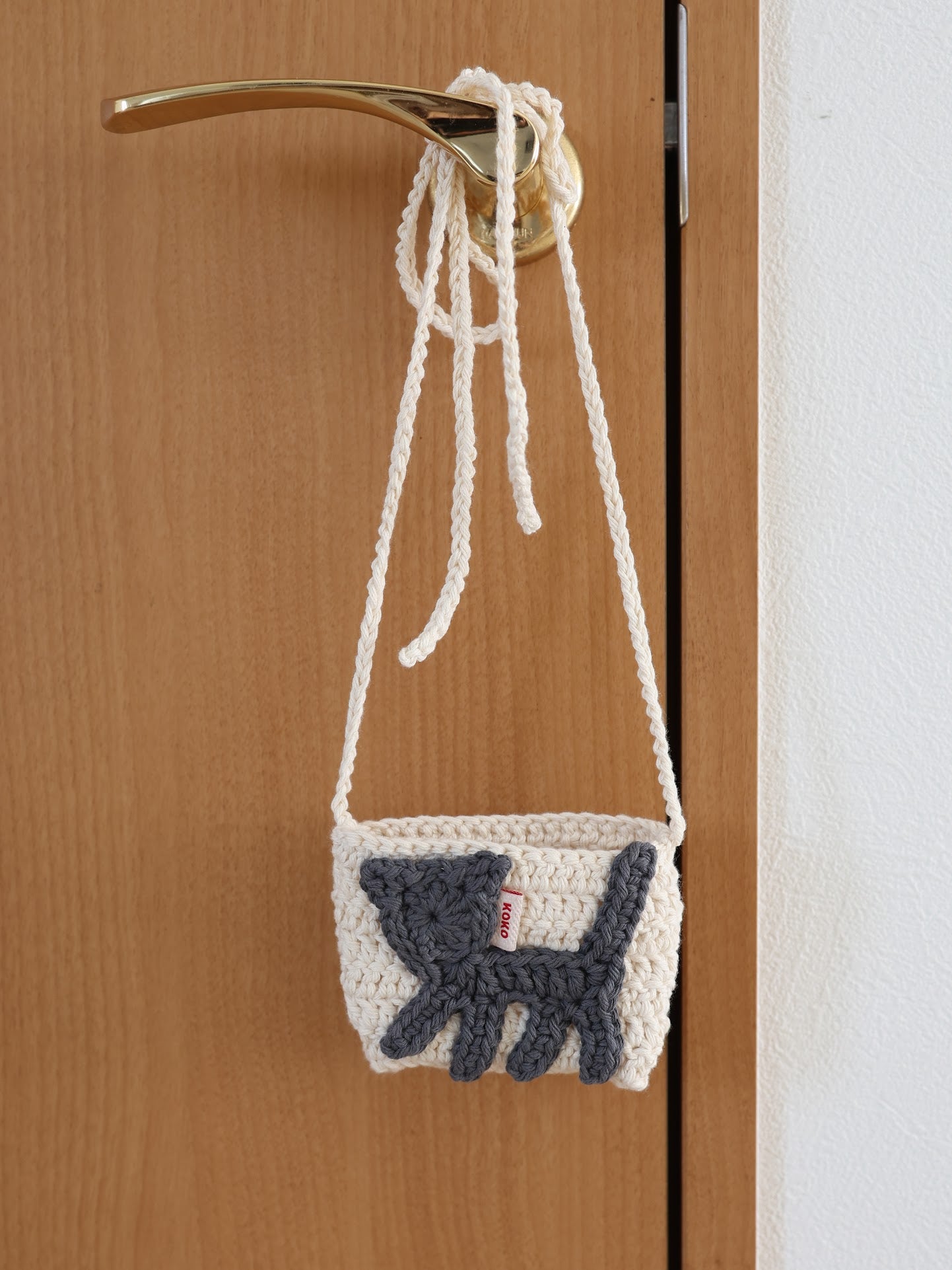 hand made CAT pochette