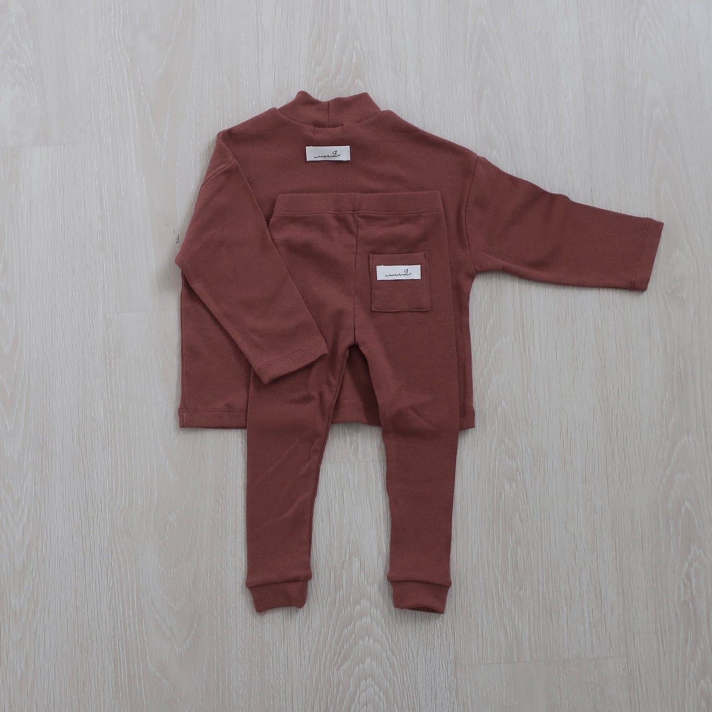 marshmallow middle neck tops / kids,Jr