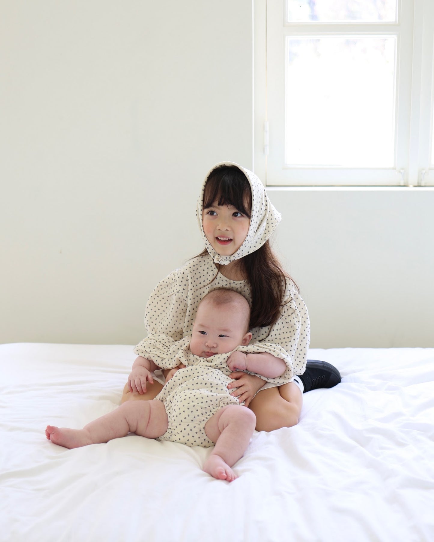 koko yacht baby gauze bloomers set