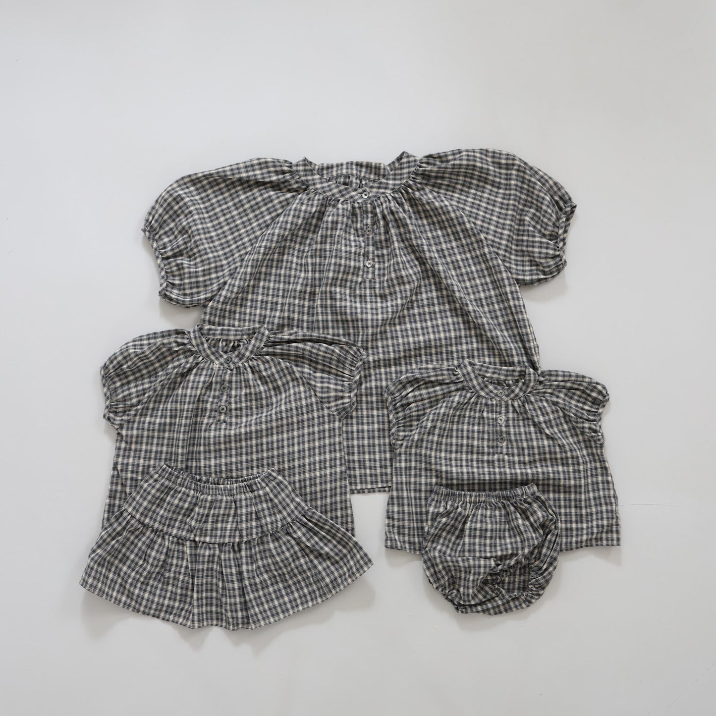 25ss check half baby bloomers set