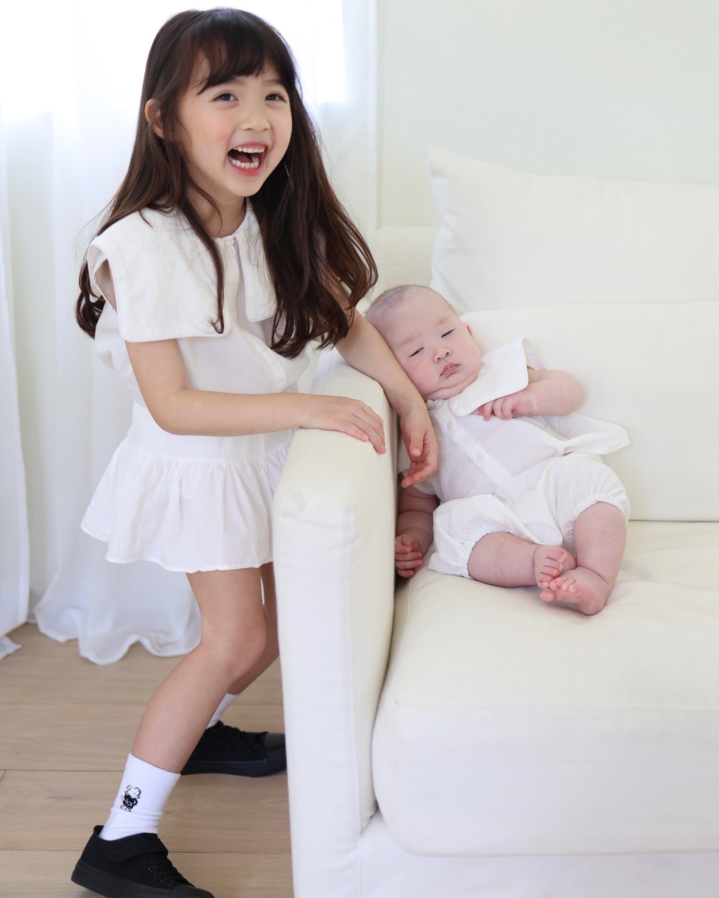 sailor nosleeve blouse